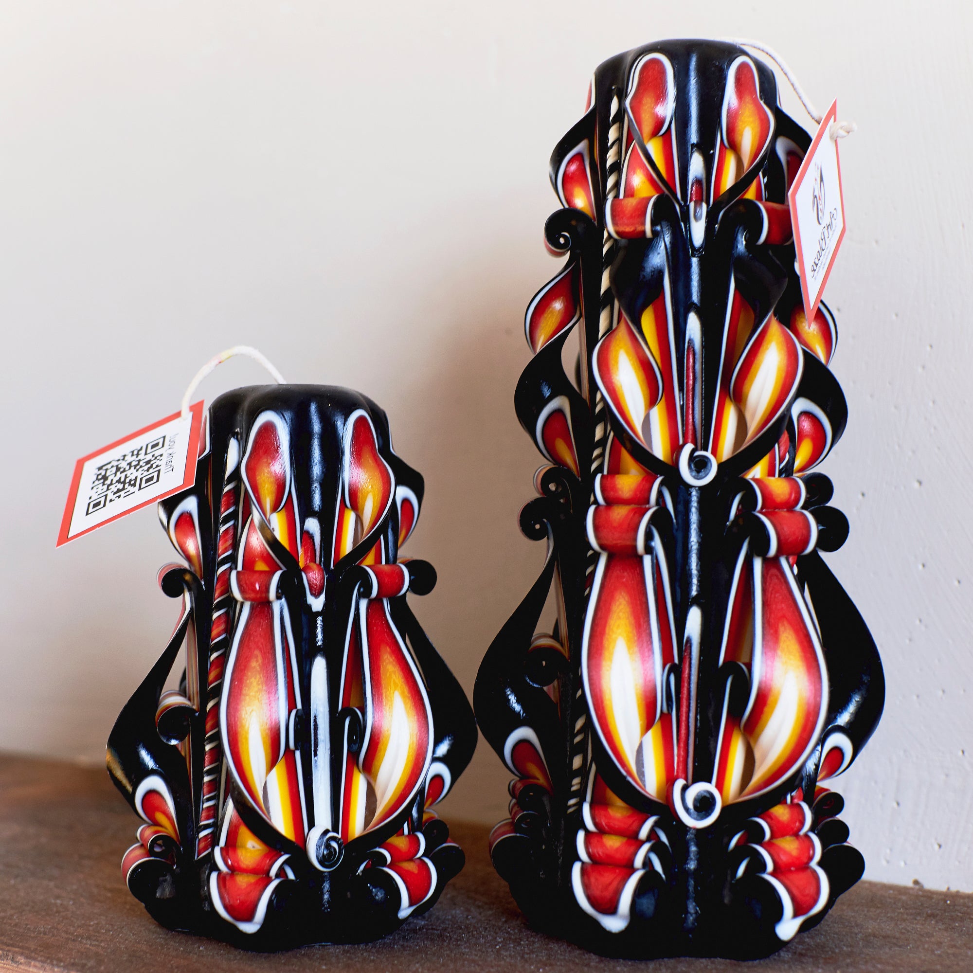 Set of carved candles "Amber Flame"