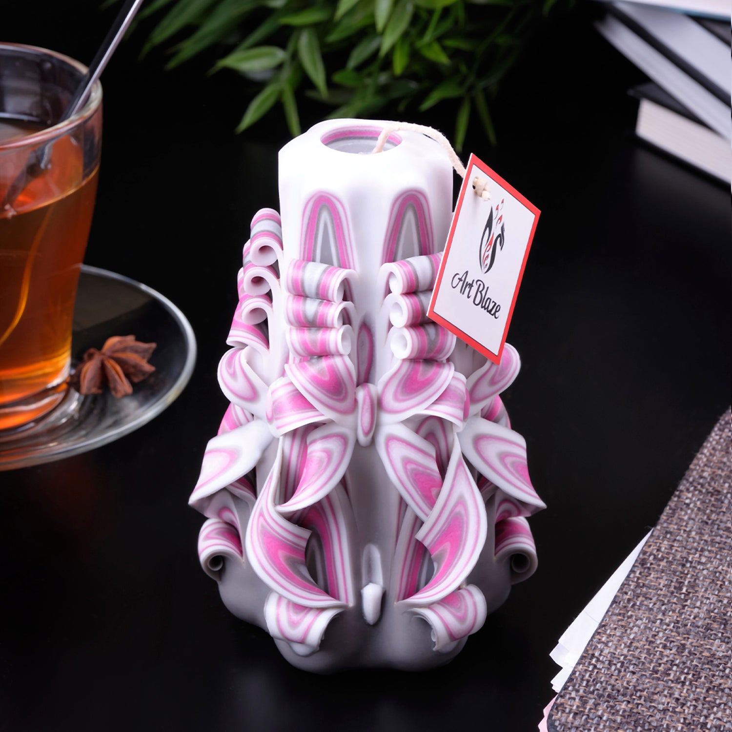 Carved candle "Crimson Haze" small