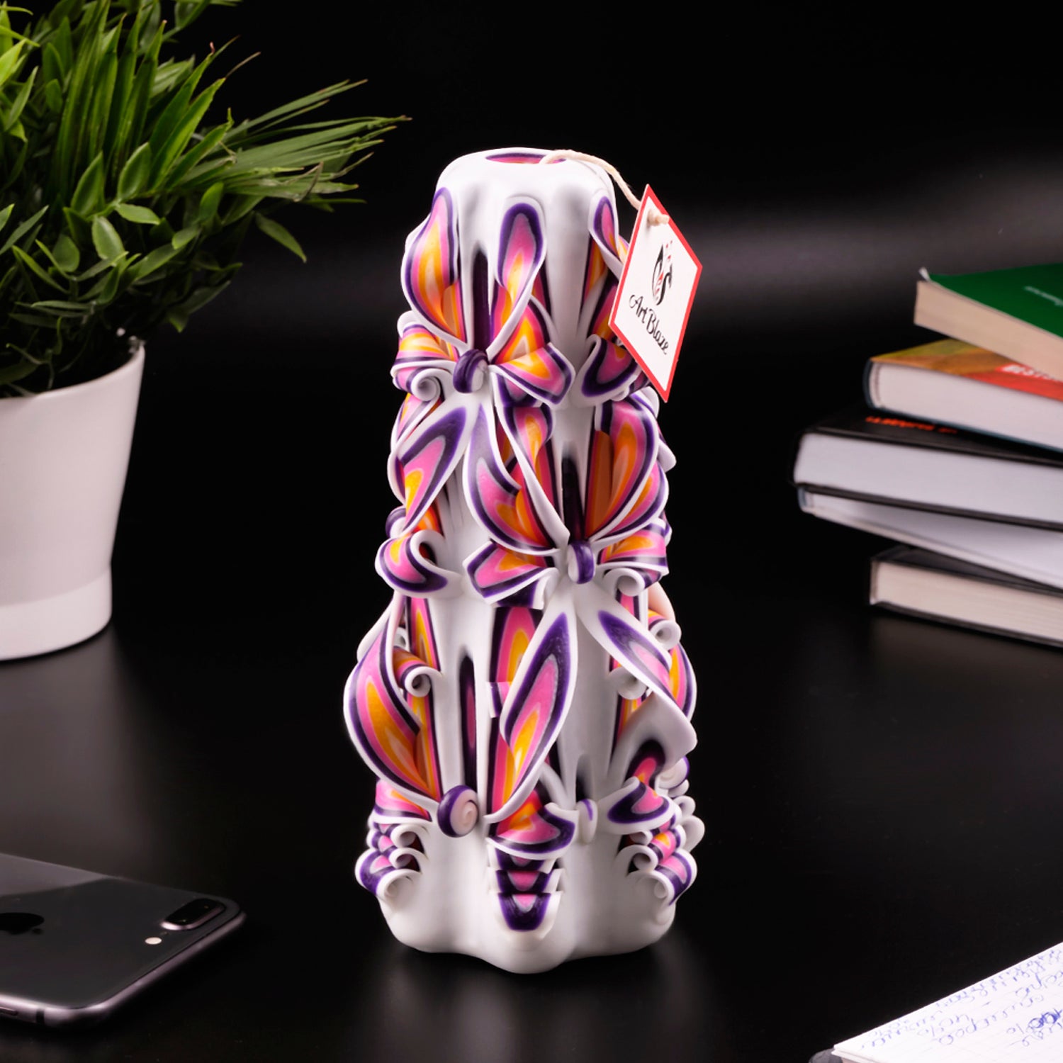 Carved candle "Royal Pearl" large