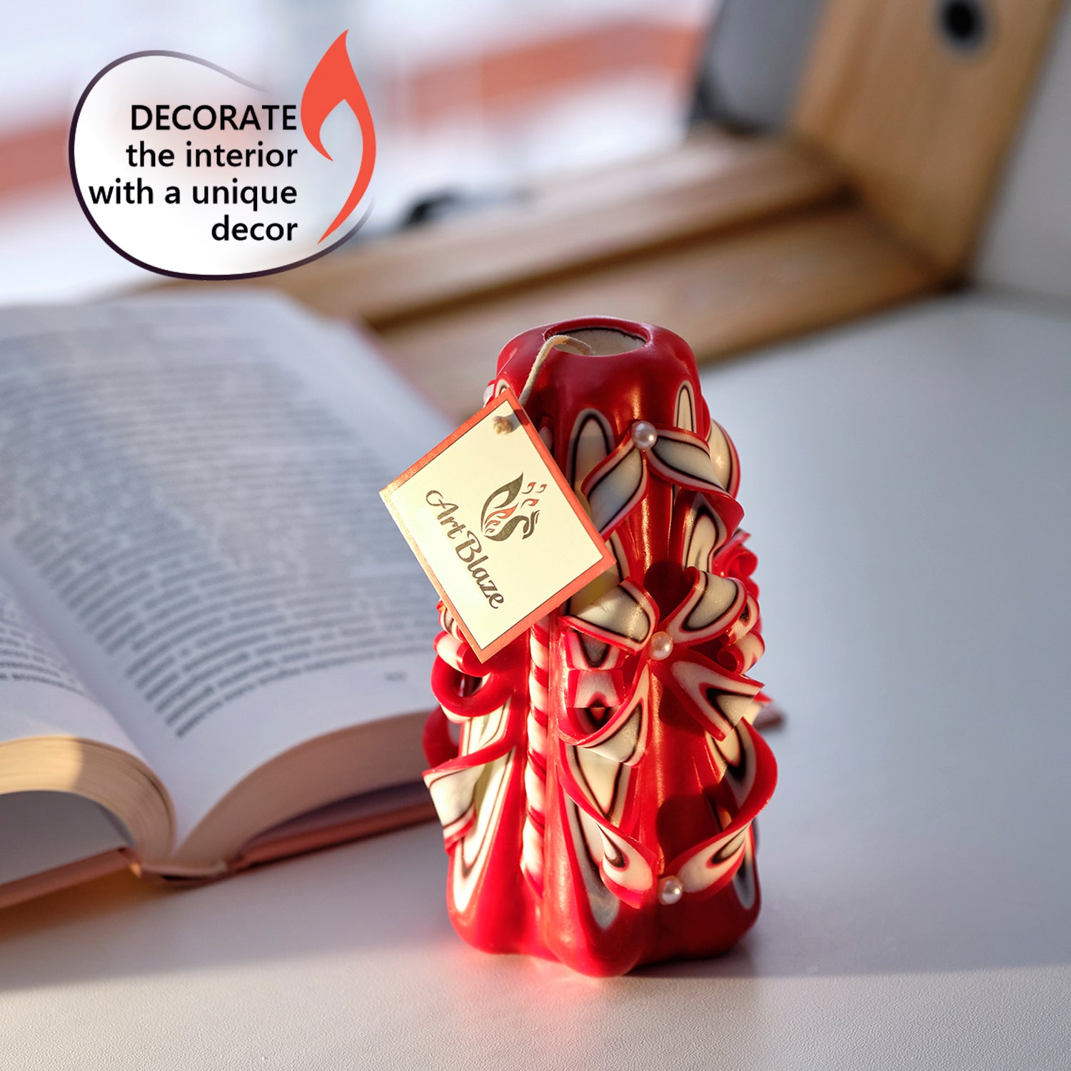 Carved candle "Scarlet Sails" small