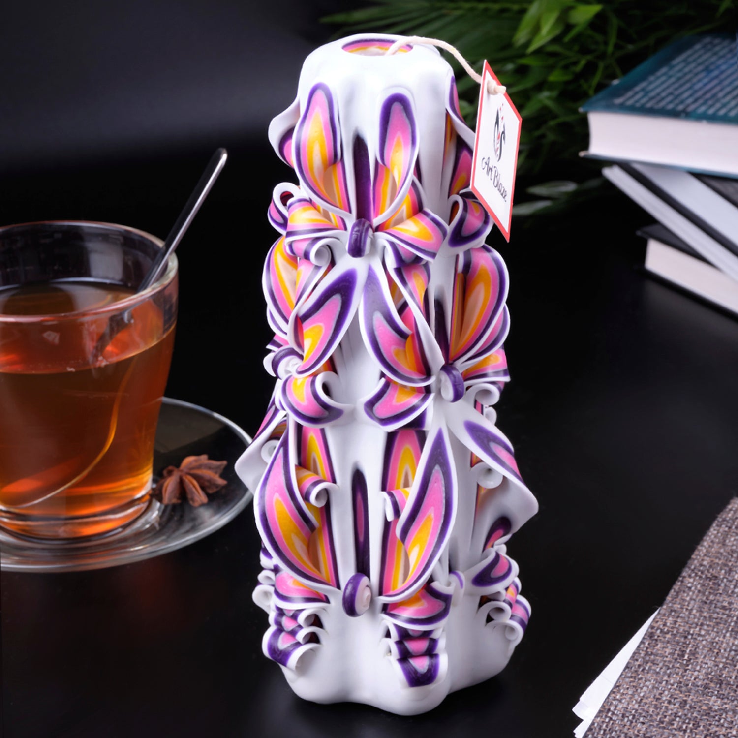 Carved candle "Royal Pearl" large