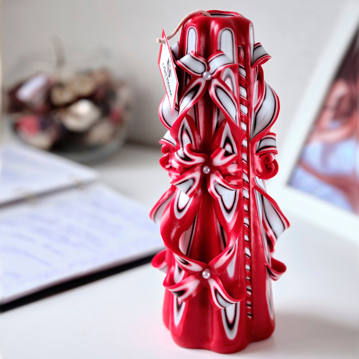 Carved candle "Scarlet Sails" large